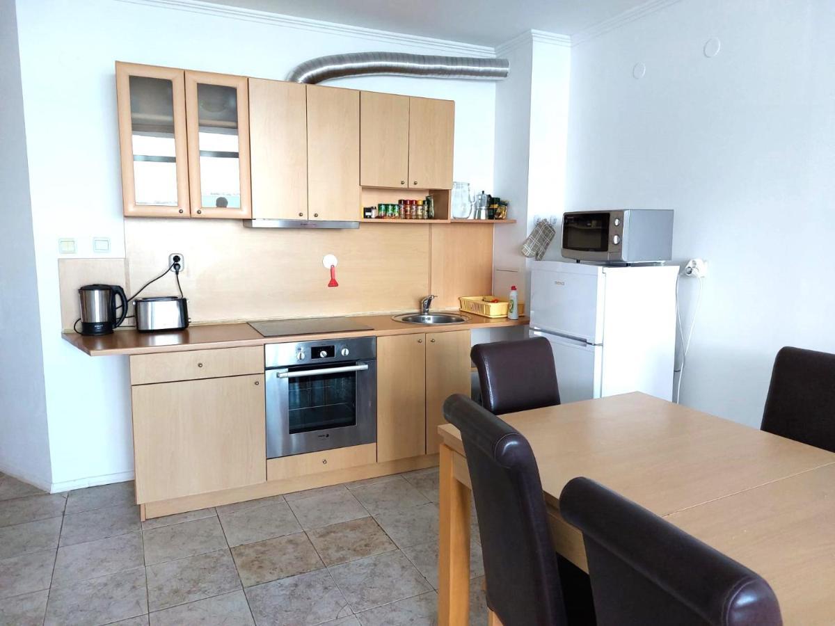 Vega Village Ap B39 Свети Влас Екстериор снимка