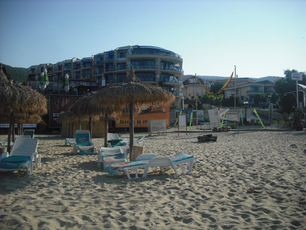 Vega Village Ap B39 Свети Влас Екстериор снимка